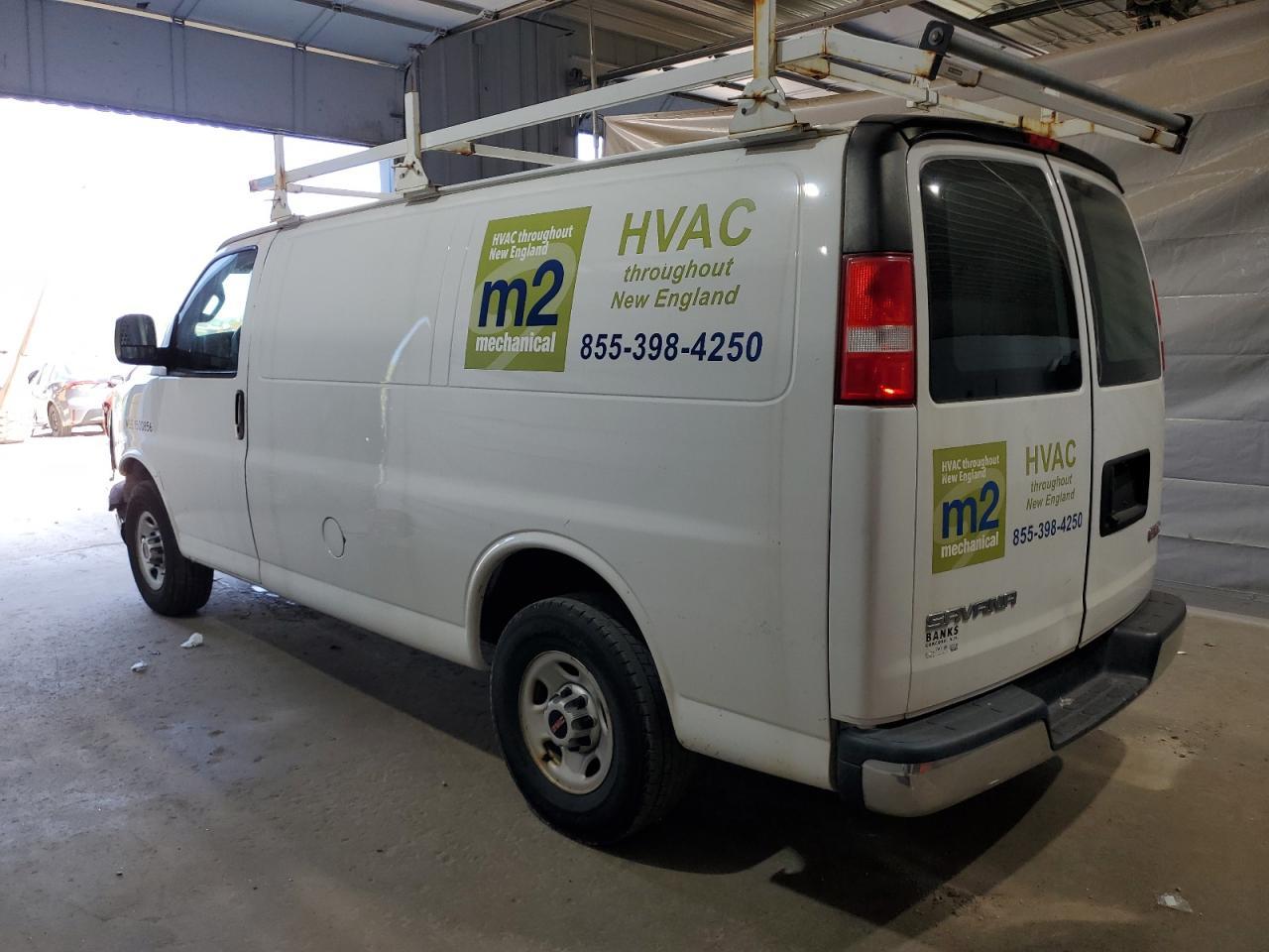 2017 GMC Savana G2500 - Фото 2