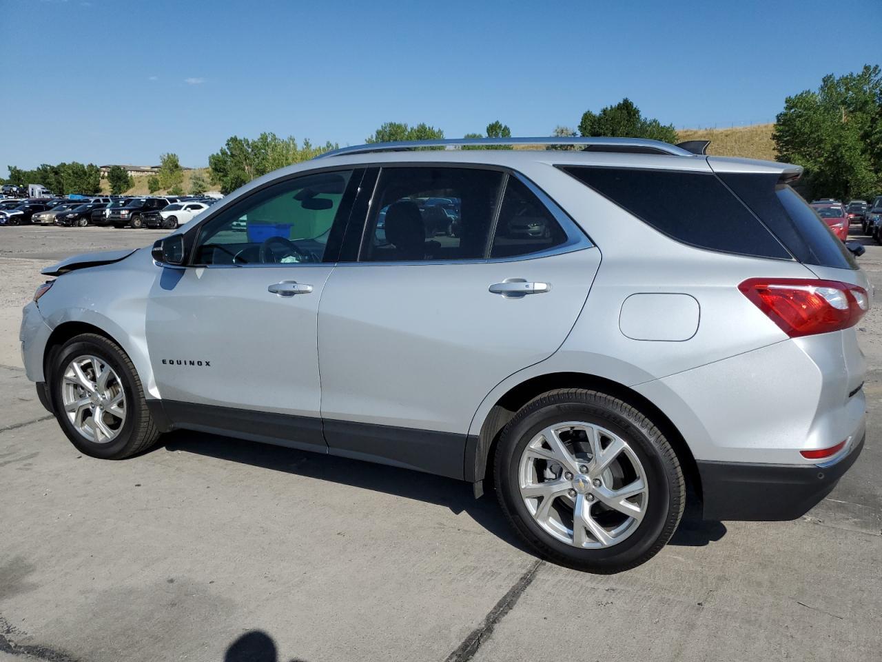 2019 Chevrolet Equinox Lt - Image 2