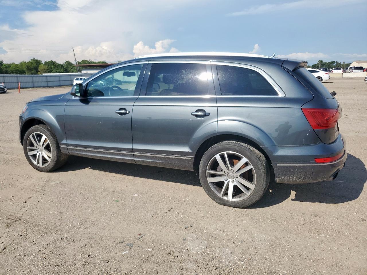 2015 Audi Q7 Premium Plus - Фото 2