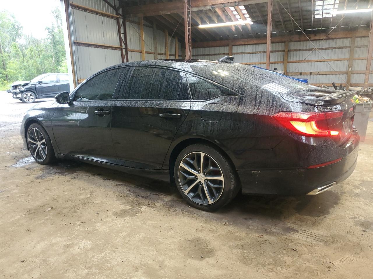 2022 Honda Accord Touring - Фото 2