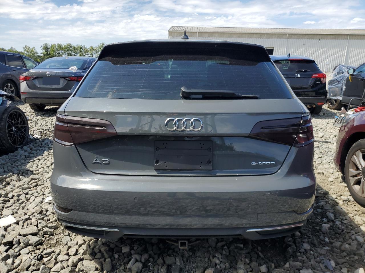 2017 Audi A3 E-Tron Premium Plus - Фото 6