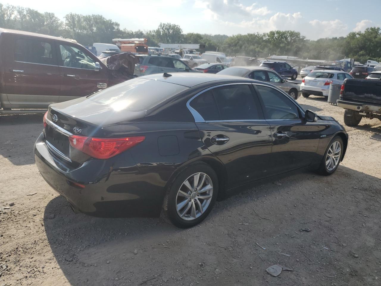 2015 Infiniti Q50 Hybrid Premium - Image 3