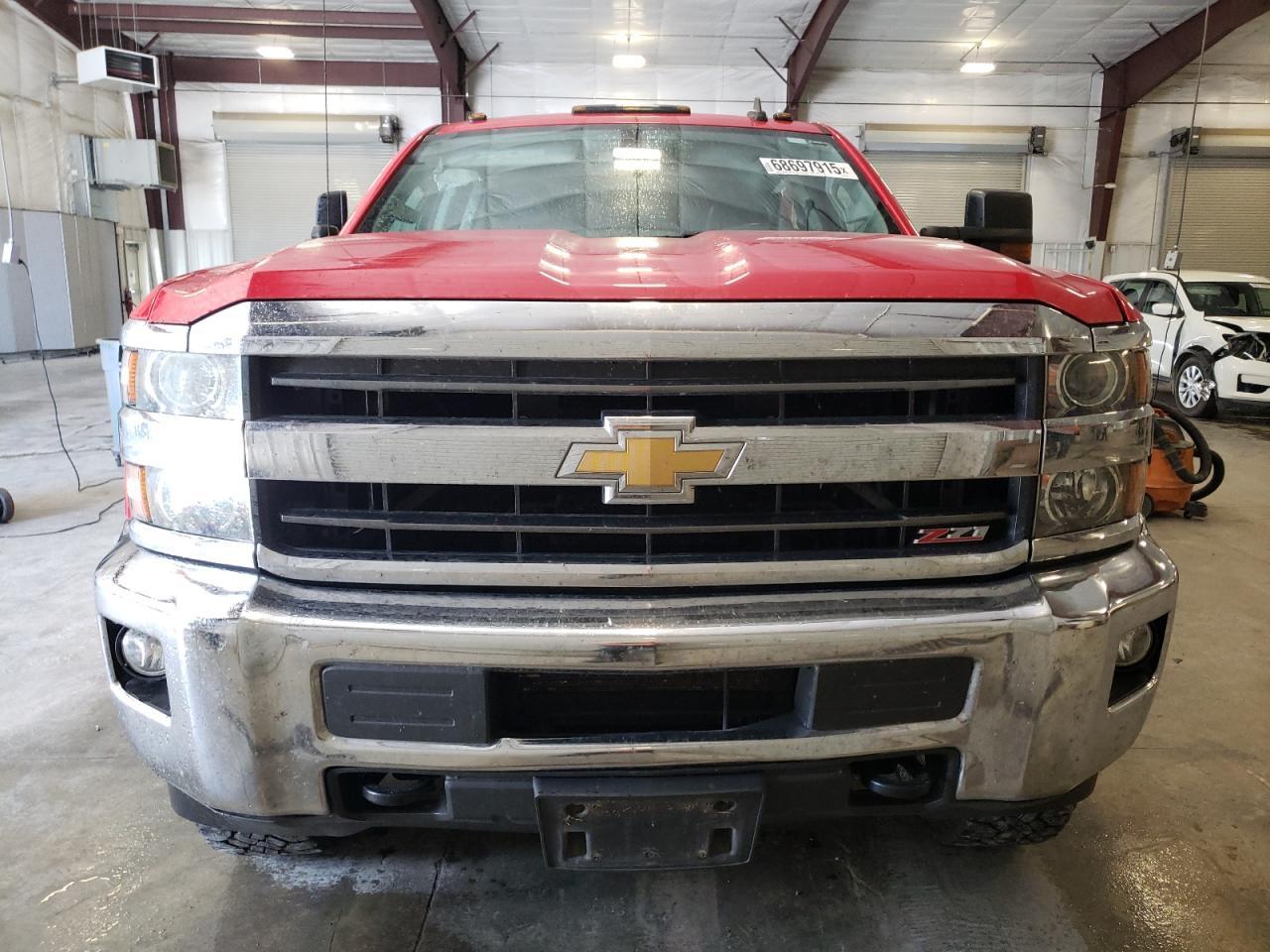 2018 Chevrolet Silverado K3500 Lt - Image 5