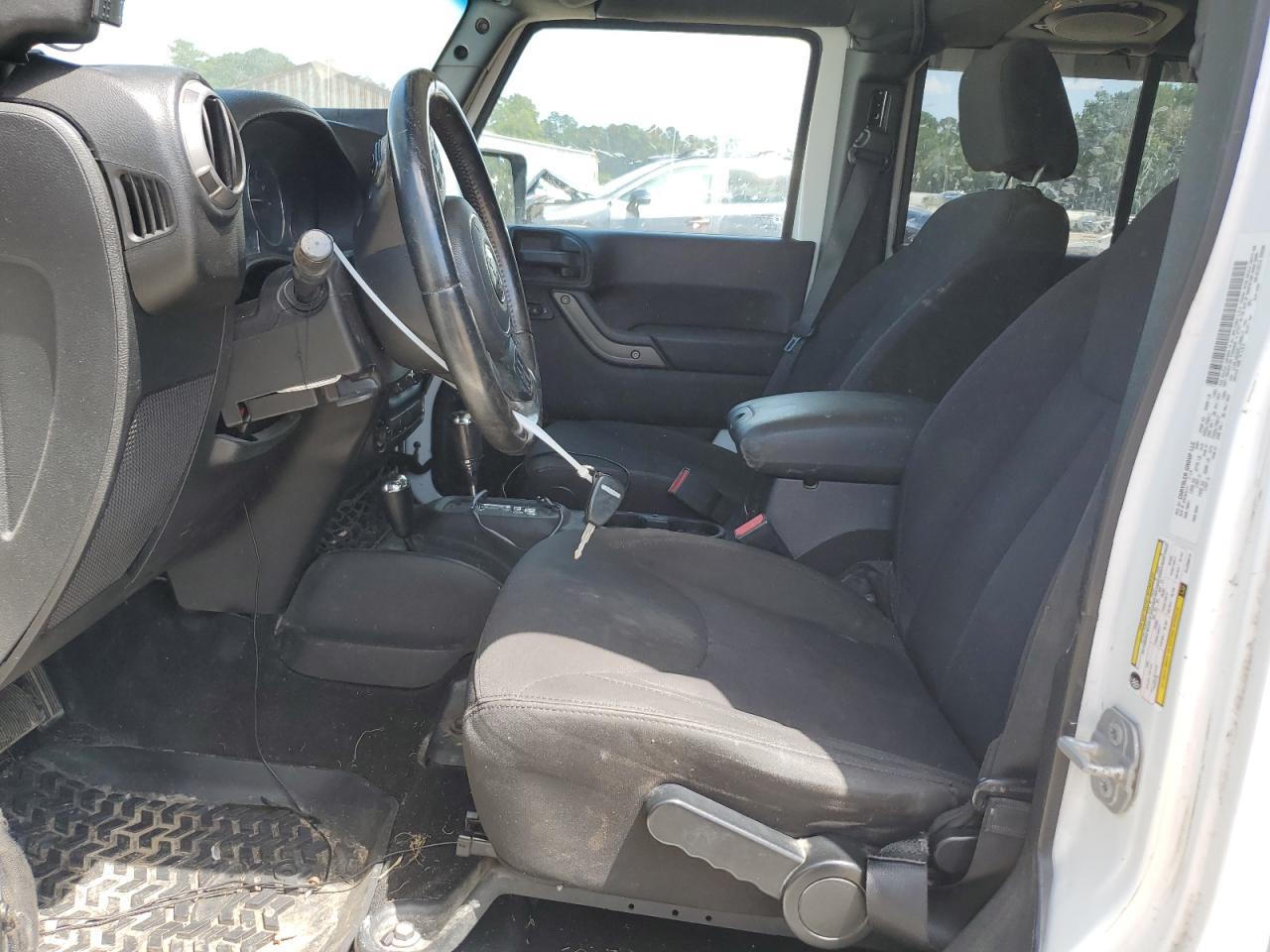 2014 Jeep Wrangler Unlimited Sport - Image 7