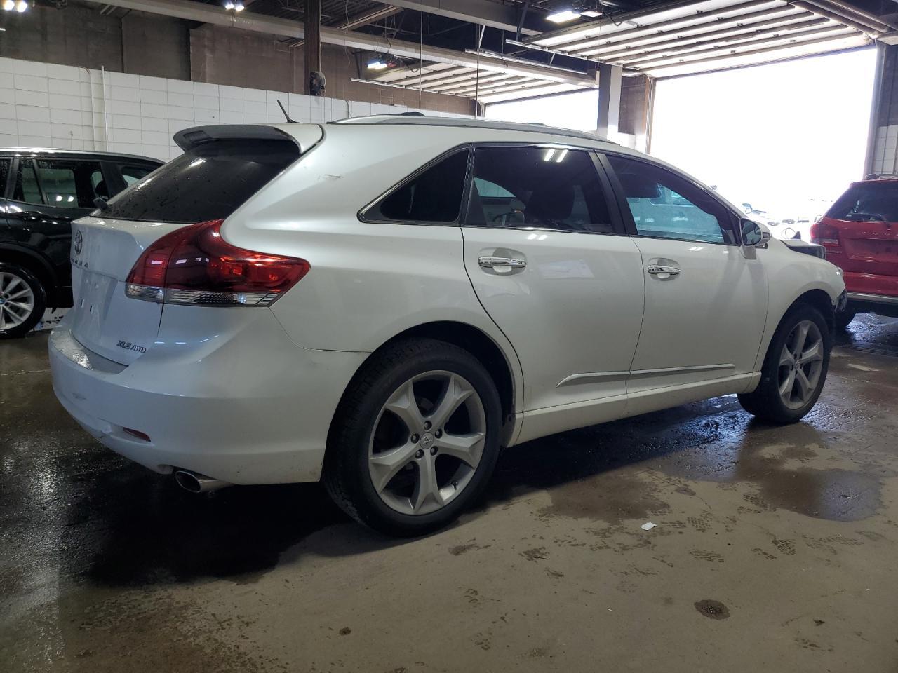2013 Toyota Venza Le - Фото 3