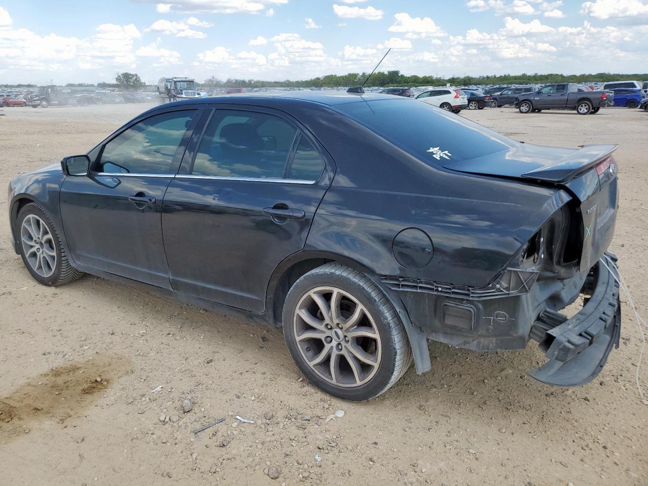 2012 Ford Fusion Se - Фото 2