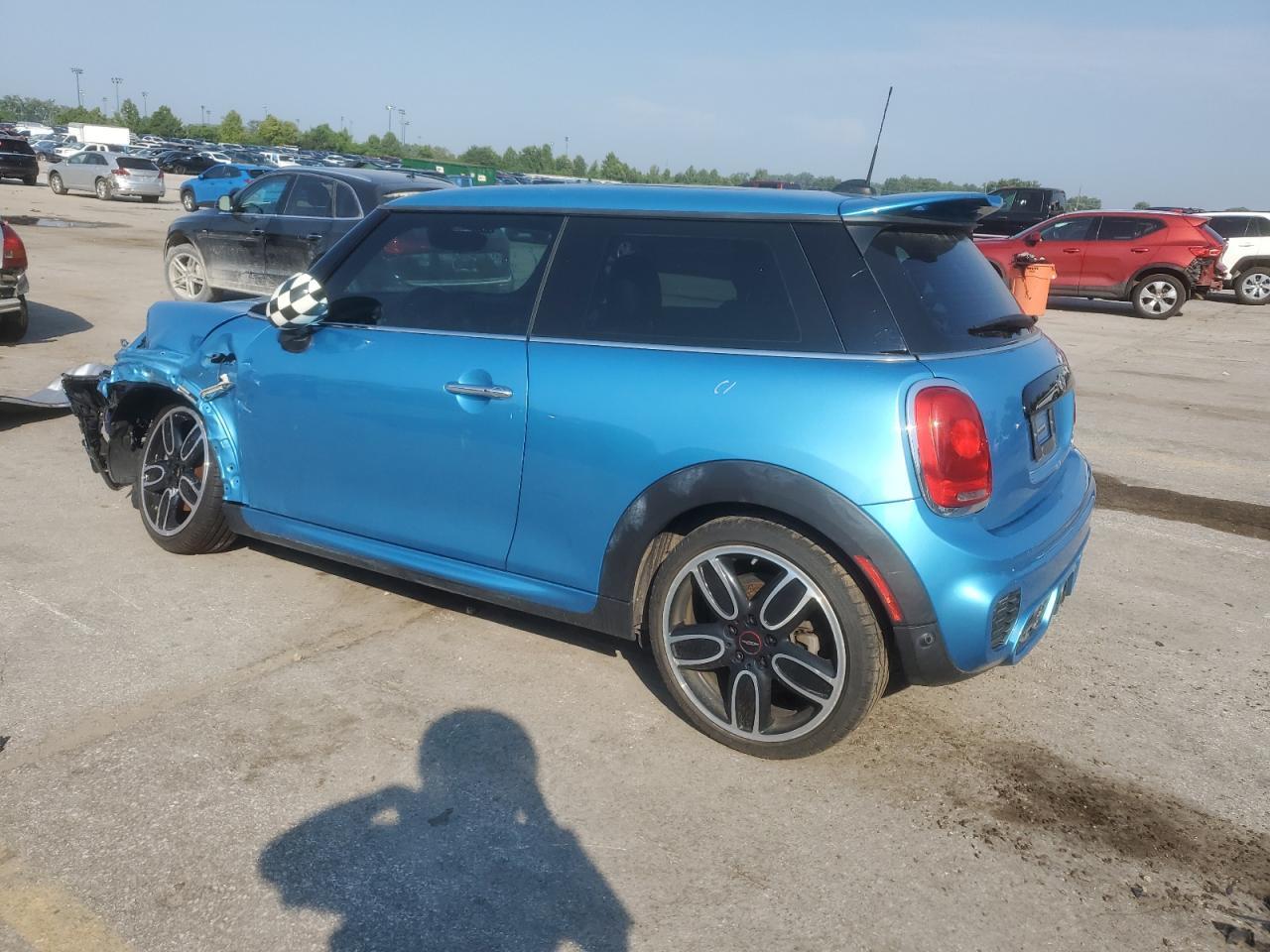 2018 Mini Cooper S - Image 2