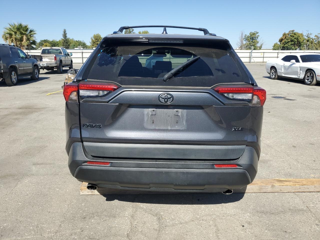 2023 Toyota Rav4 Xle Premium - Фото 6
