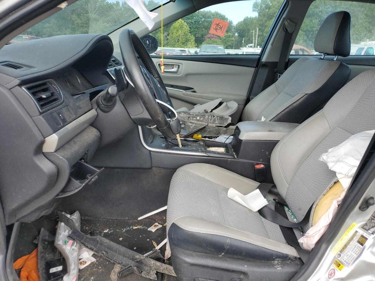 2016 Toyota Camry Le - Image 7