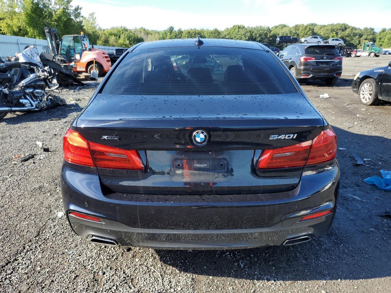 2019 BMW 540 Xi - Image 6