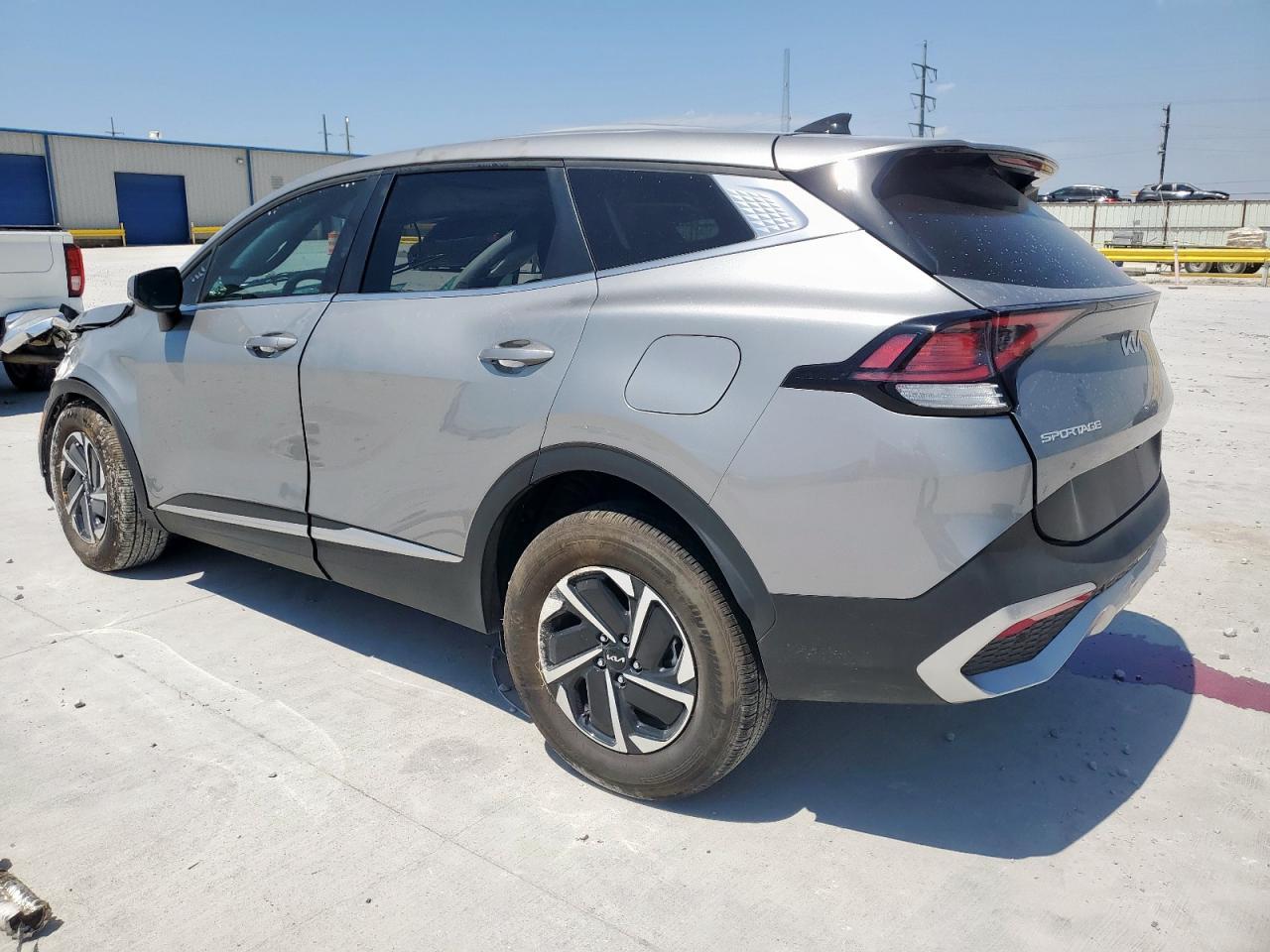 2025 Kia Sportage Lx - Фото 2