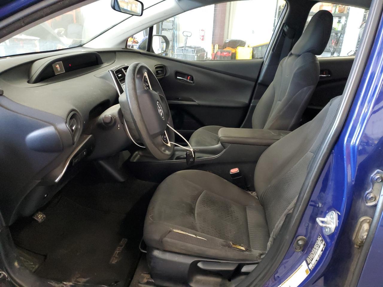 2016 Toyota Prius - Image 7