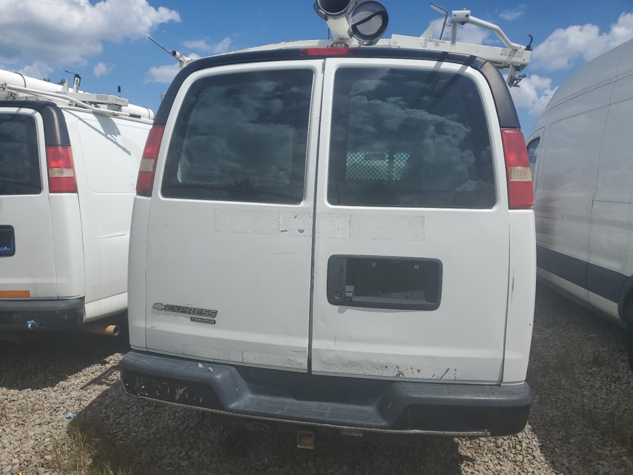 2013 Chevrolet Express G2500 - Фото 6