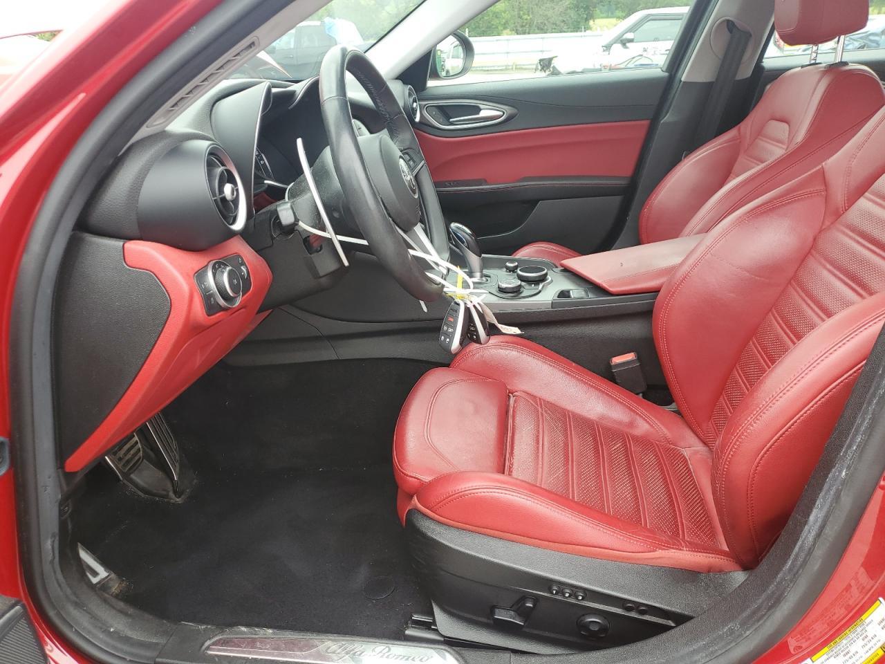 2019 Alfa Romeo Giulia Ti - Фото 7