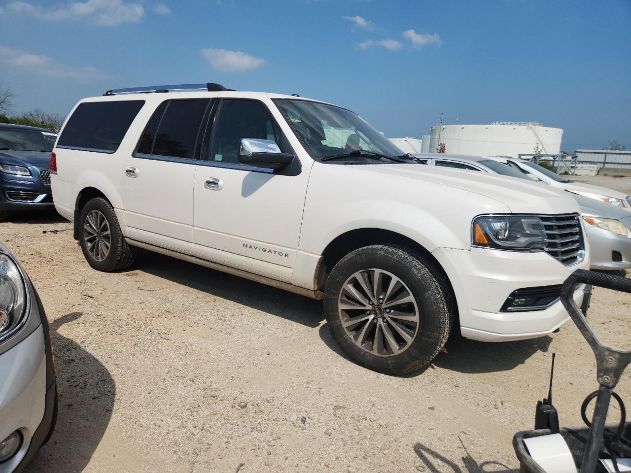 2015 Lincoln Navigator L - Фото 4