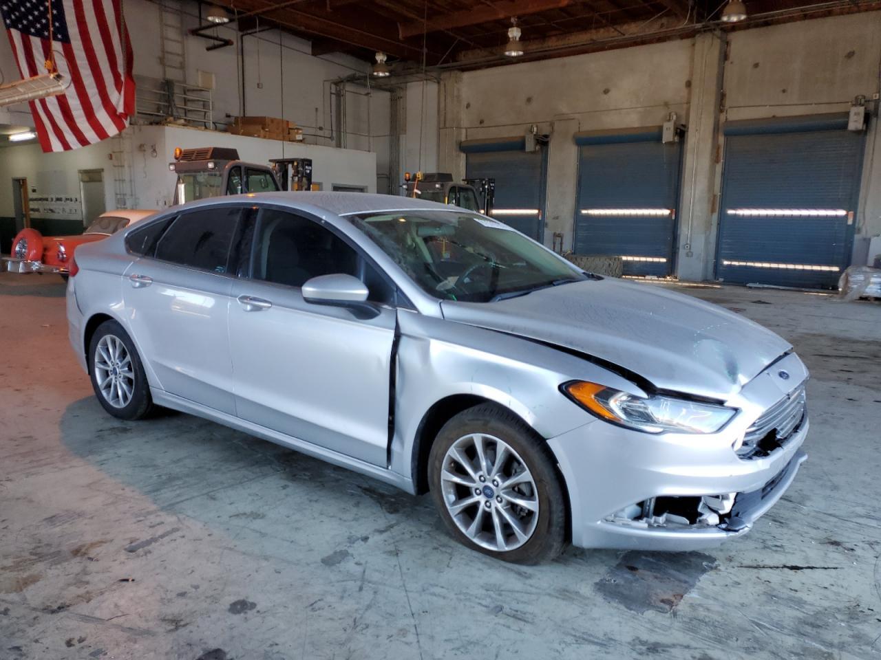 2017 Ford Fusion Se - Фото 4
