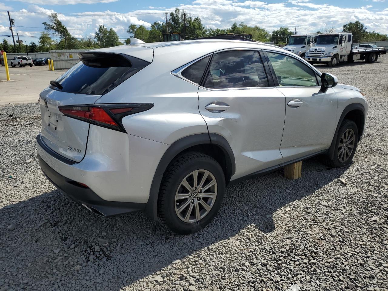 2019 Lexus Nx 300 Base - Фото 3