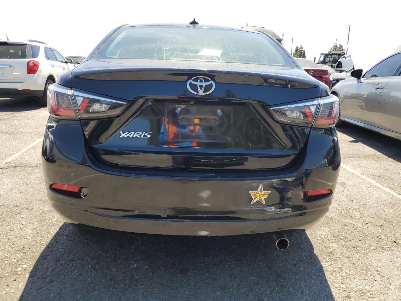 2019 Toyota Yaris L - Image 6