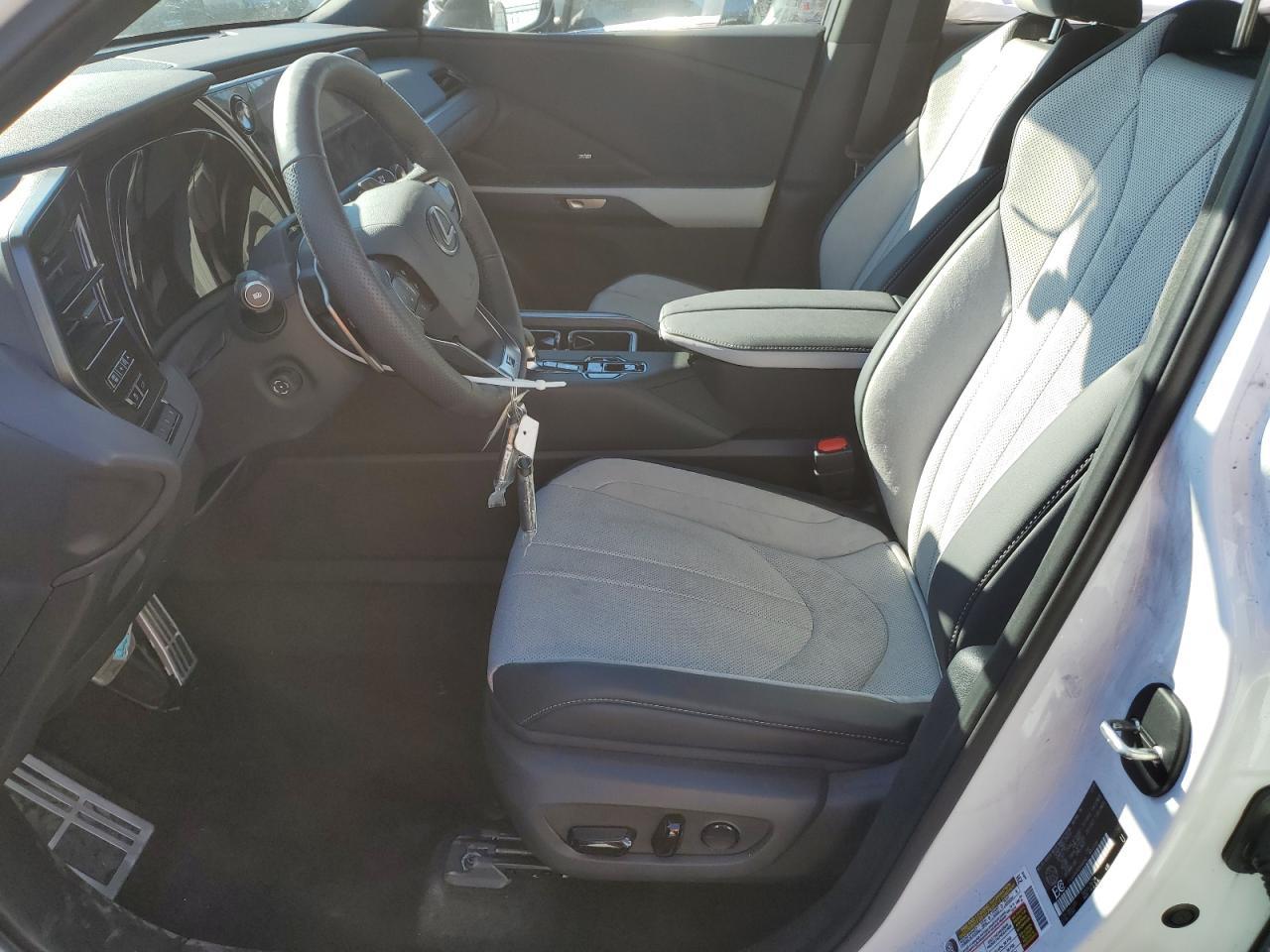 2025 Lexus Tx 500H F Sport Premium - Фото 7