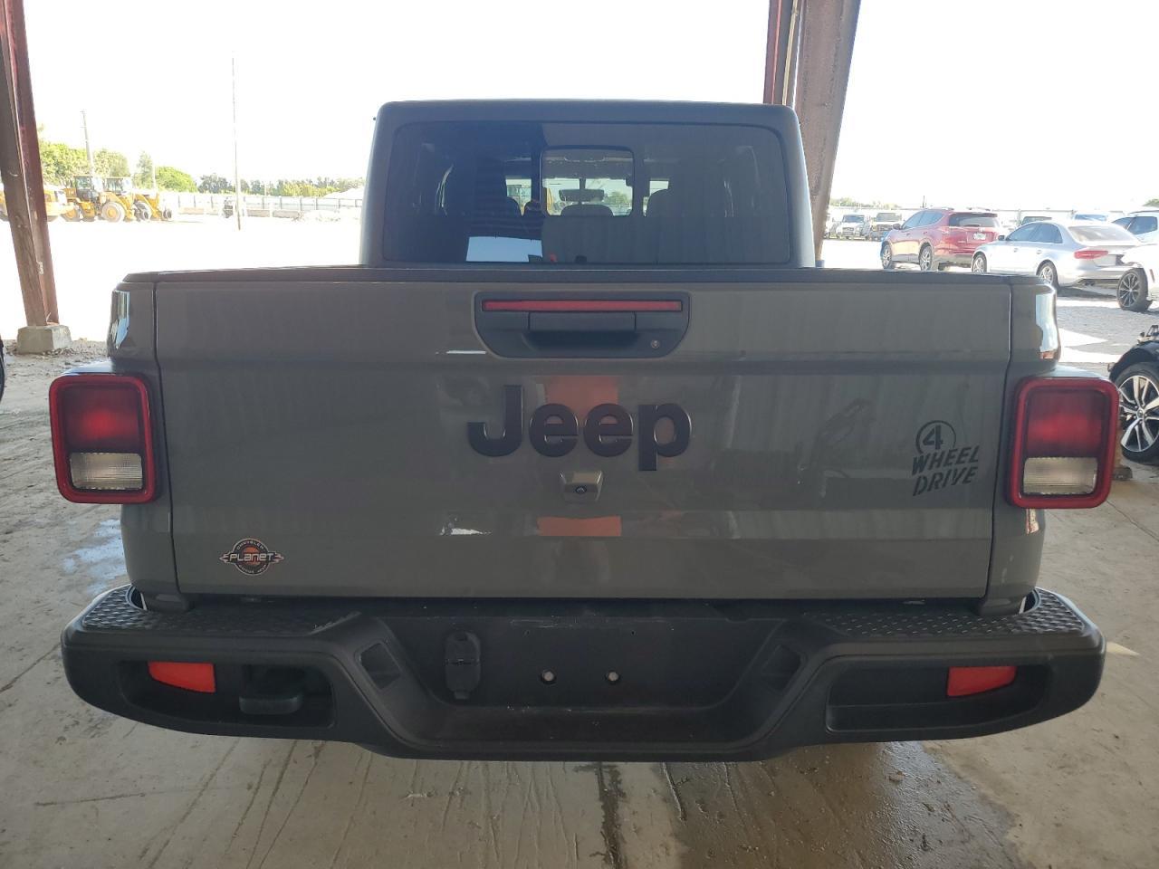 2021 Jeep Gladiator Sport - Фото 6