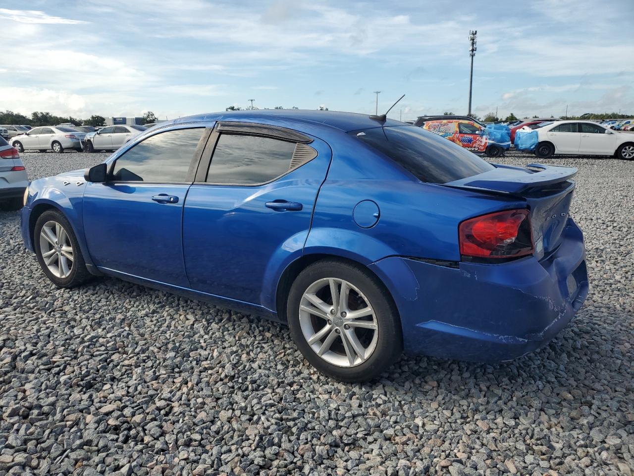2013 Dodge Avenger Se - Фото 2