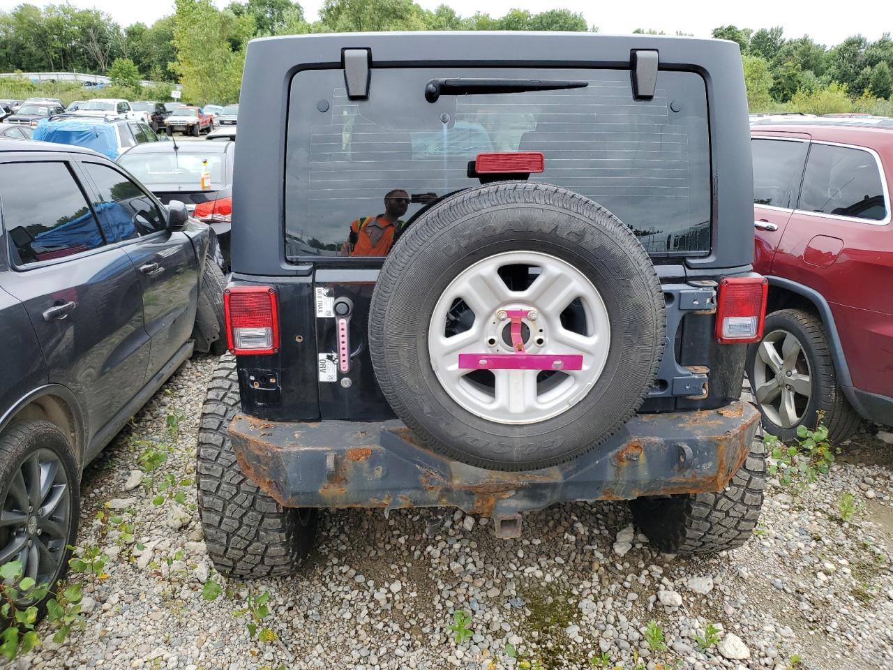 2015 Jeep Wrangler Unlimited Sport - Фото 6