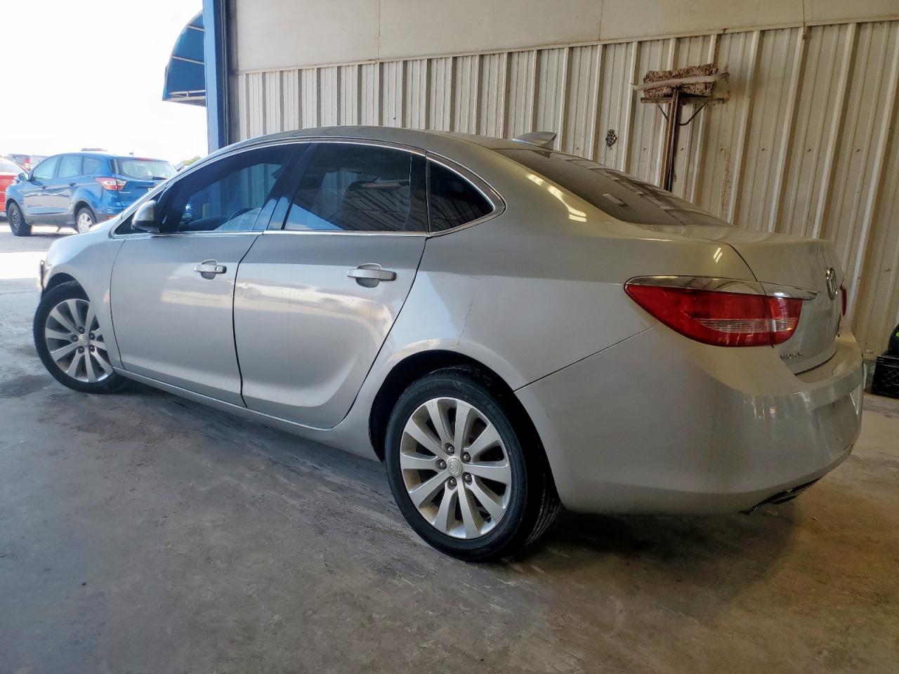 2015 Buick Verano - Фото 2