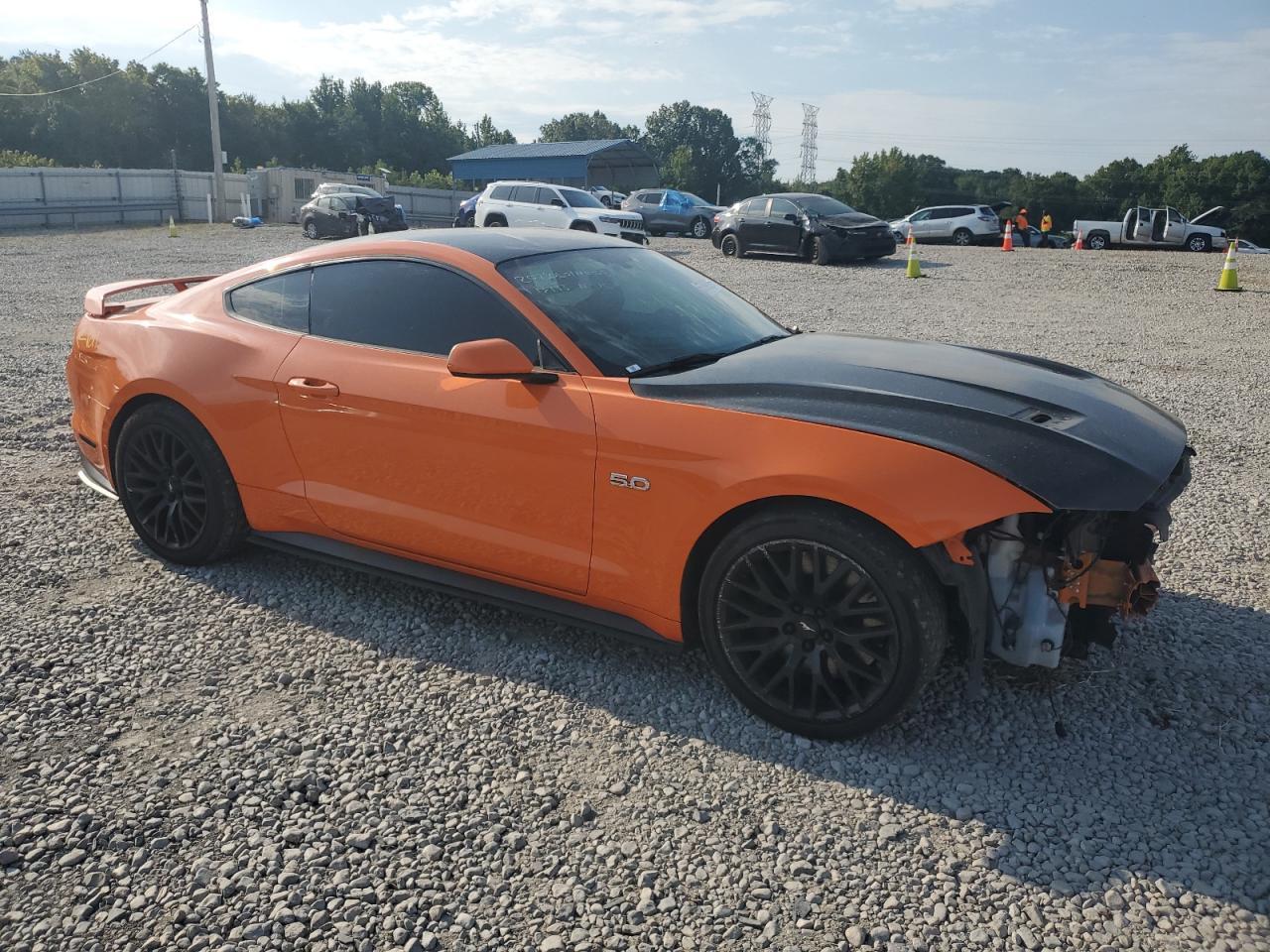 2020 Ford Mustang Gt - Фото 4