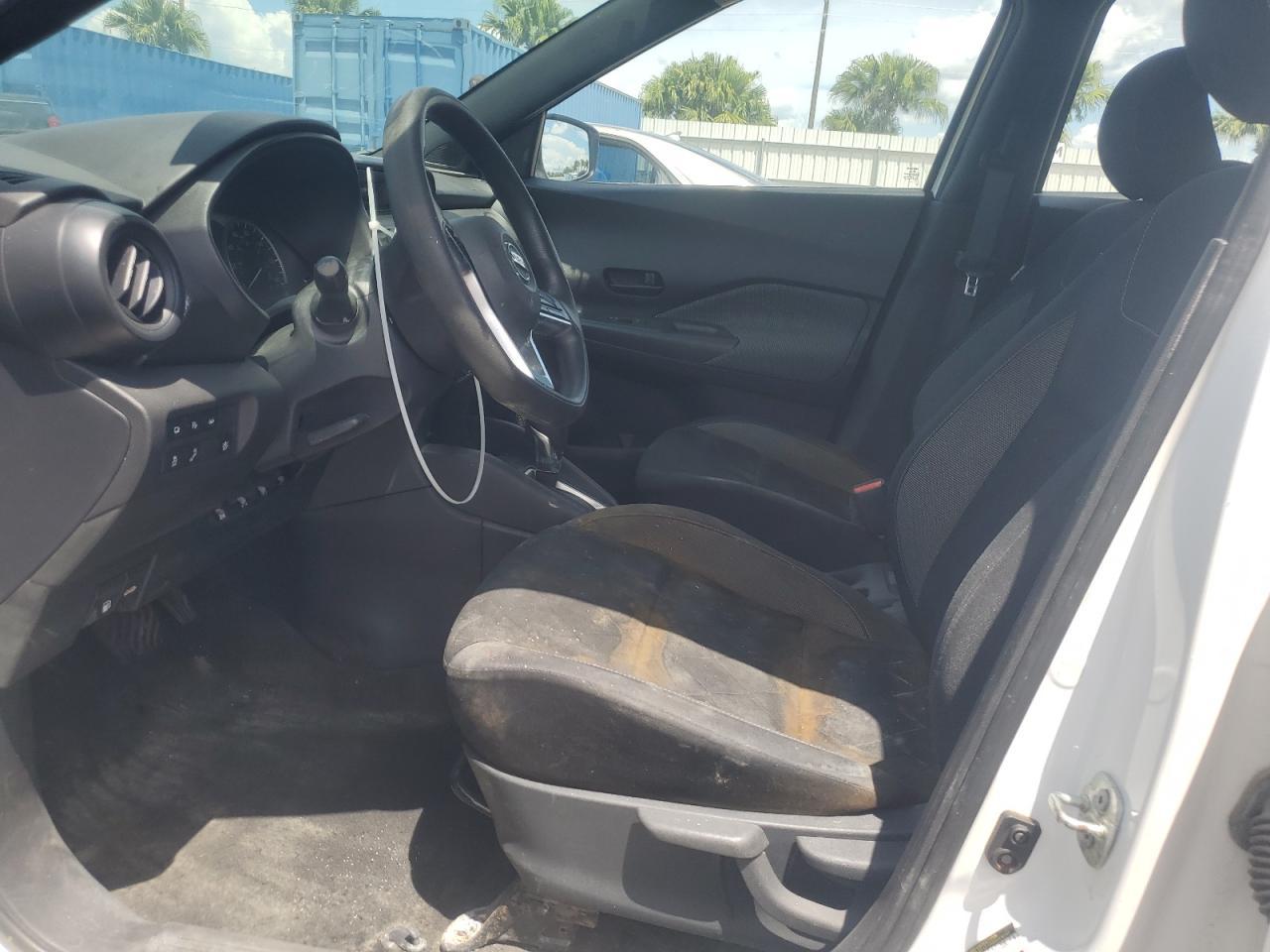 2020 Nissan Kicks S - Image 7