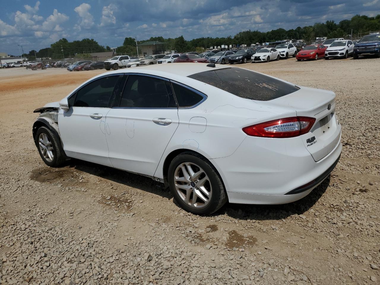 2016 Ford Fusion Se - Image 2