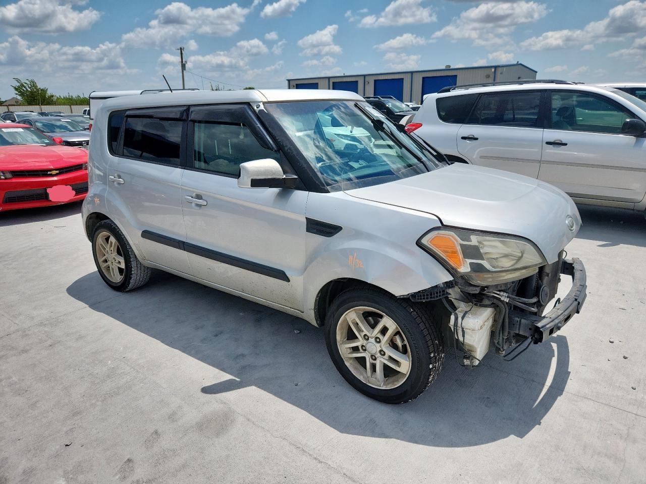 2011 Kia Soul + - Фото 4