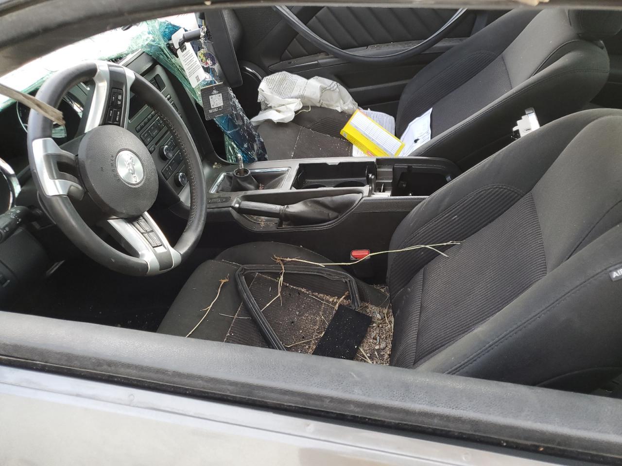 2014 Ford Mustang - Image 7