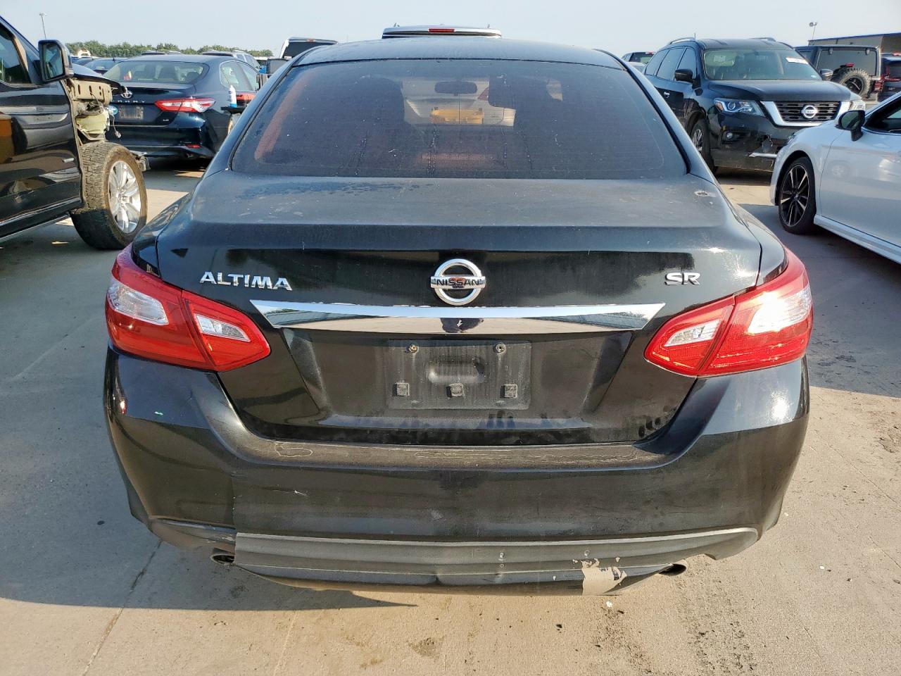 2016 Nissan Altima 2.5 - Image 6