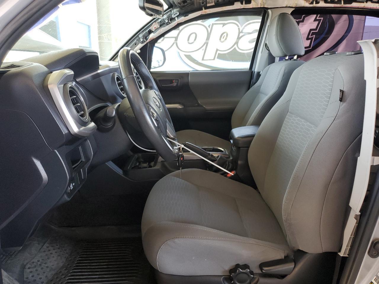 2017 Toyota Tacoma Double Cab - Фото 7