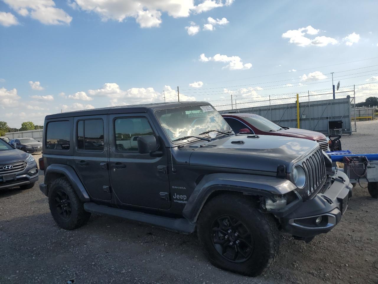 2019 Jeep Wrangler Unlimited Sahara - Фото 4