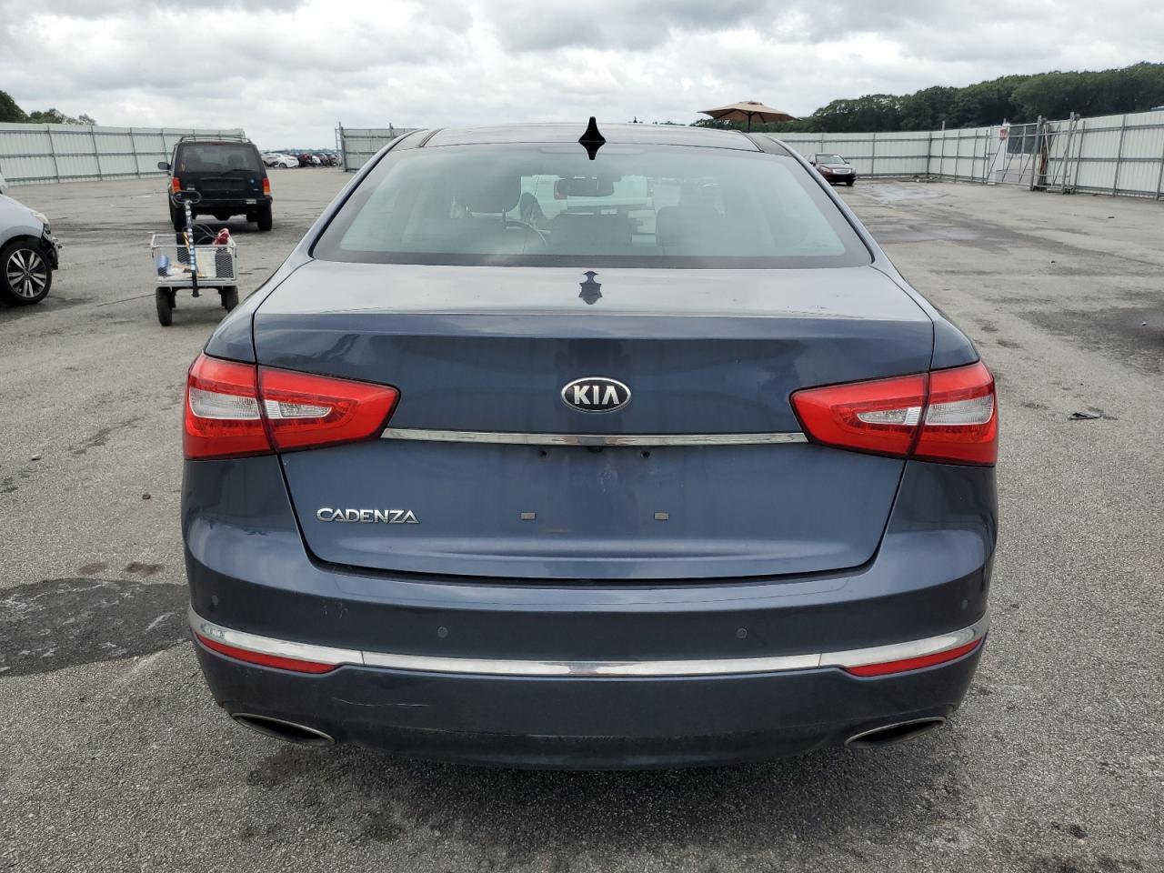 2015 Kia Cadenza Premium - Image 6