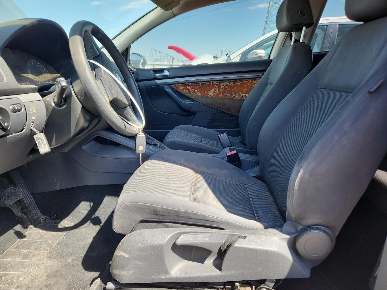 2007 Volkswagen Rabbit - Image 7