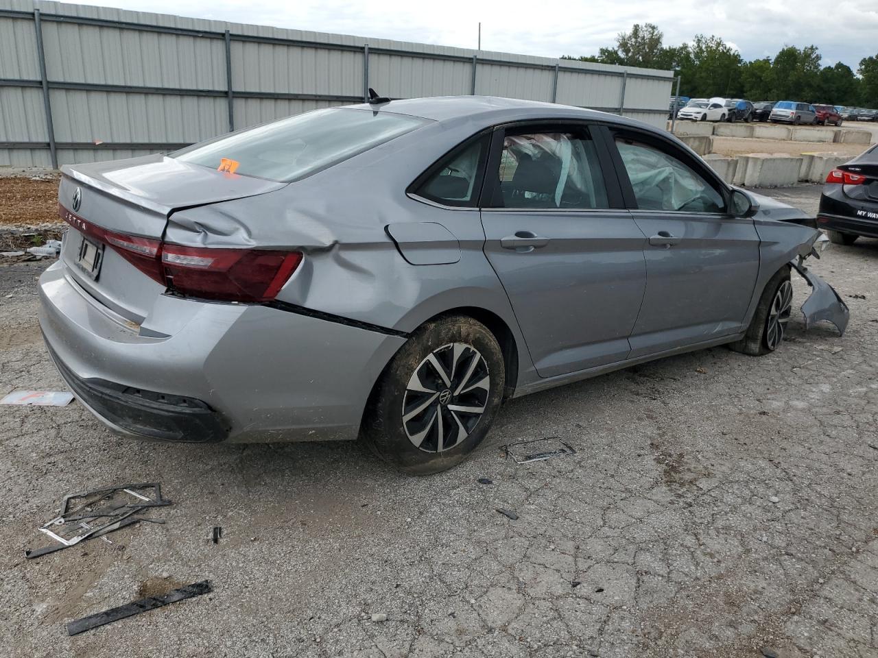2025 Volkswagen Jetta S - Фото 3
