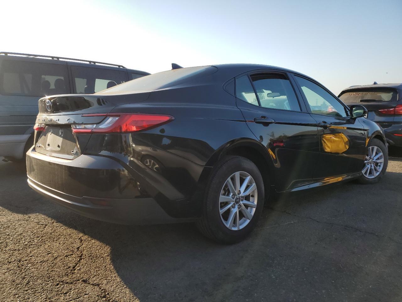 2025 Toyota Camry Xse - Image 3