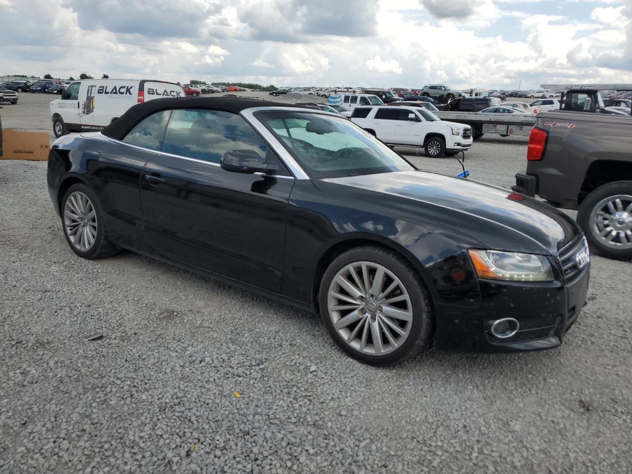 2011 Audi A5 Premium Plus - Фото 4