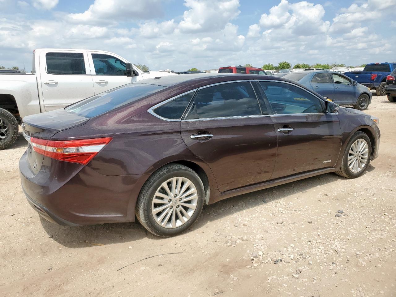 2014 Toyota Avalon Hybrid - Фото 3