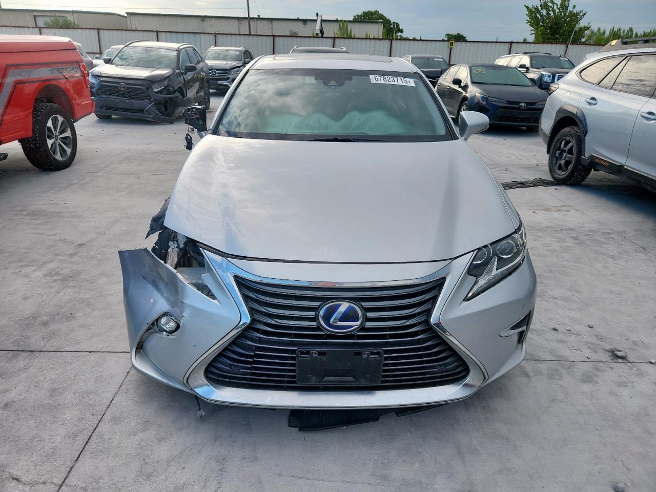 2017 Lexus Es 300H - Фото 5