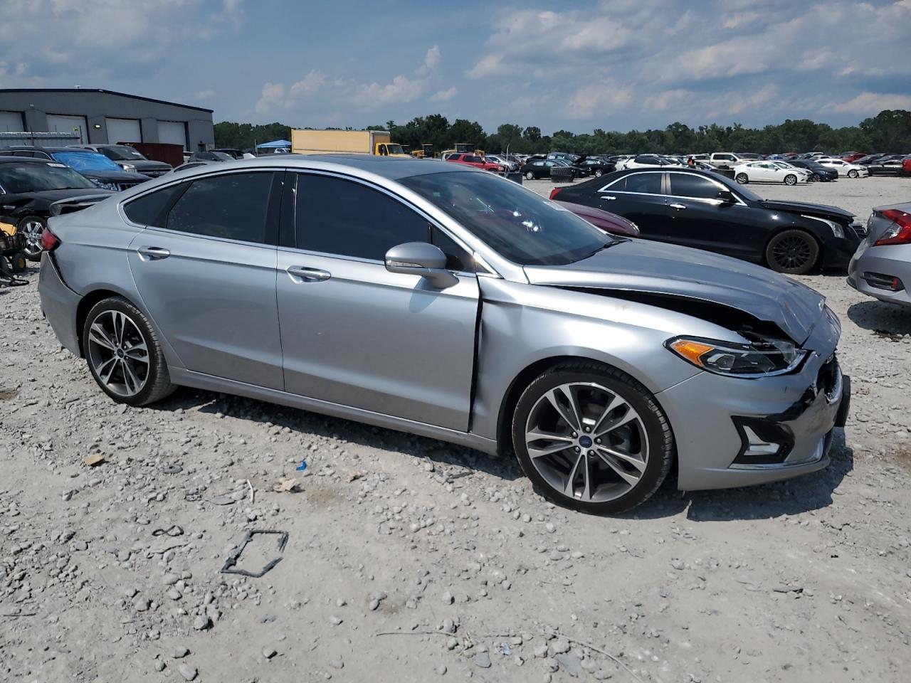 2020 Ford Fusion Titanium - Image 4