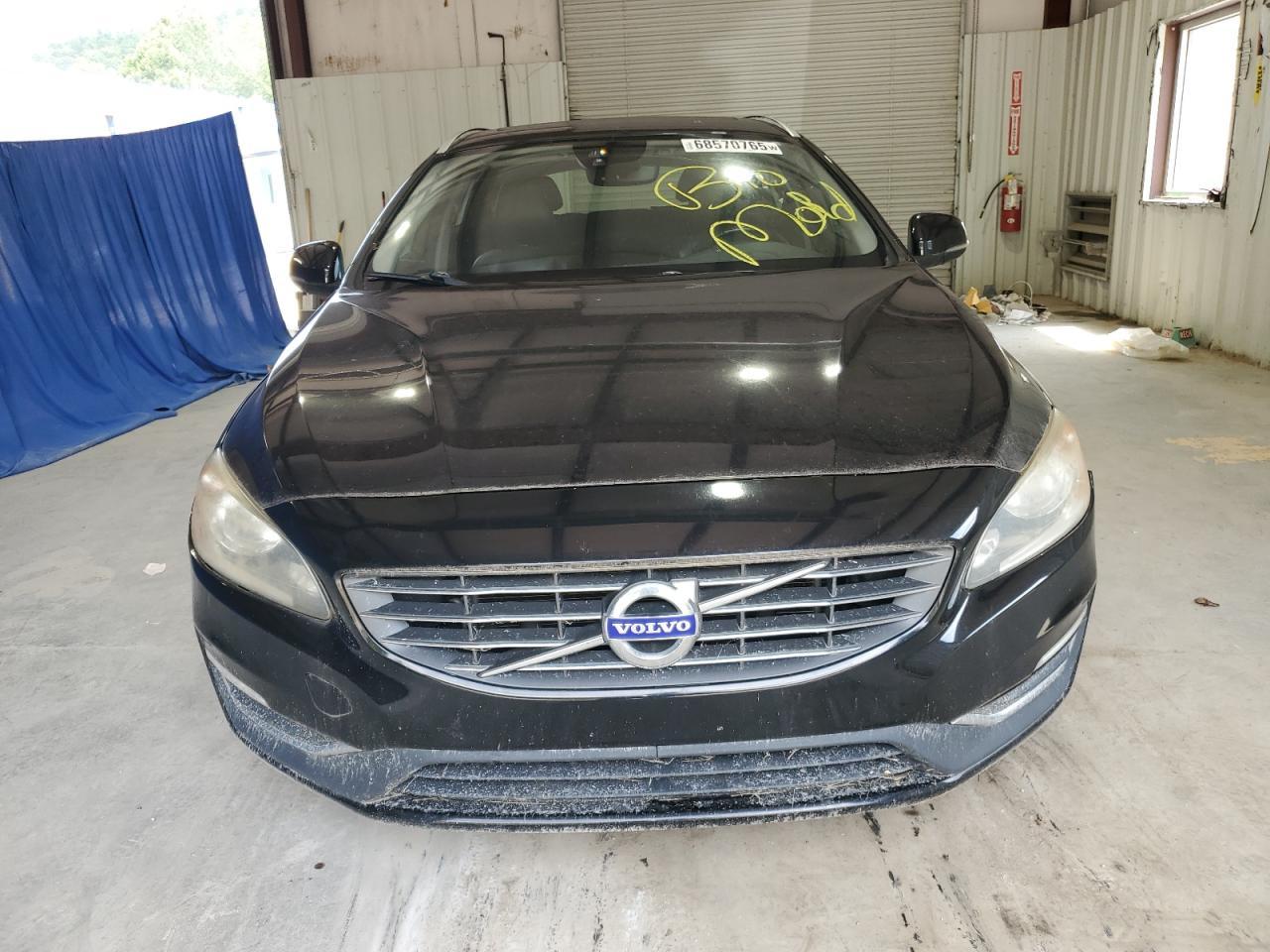 2017 Volvo V60 T5 Premier - Фото 5