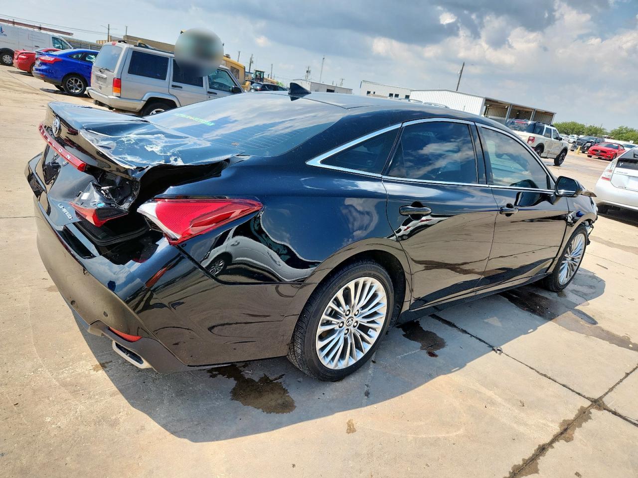 2019 Toyota Avalon Xle - Фото 3
