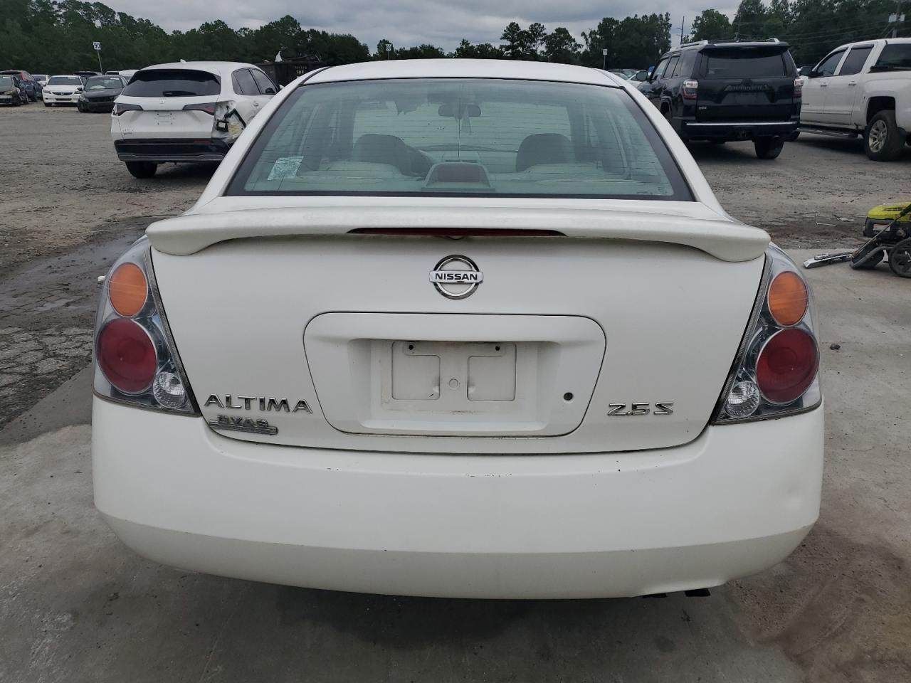 2003 Nissan Altima Base - Фото 6