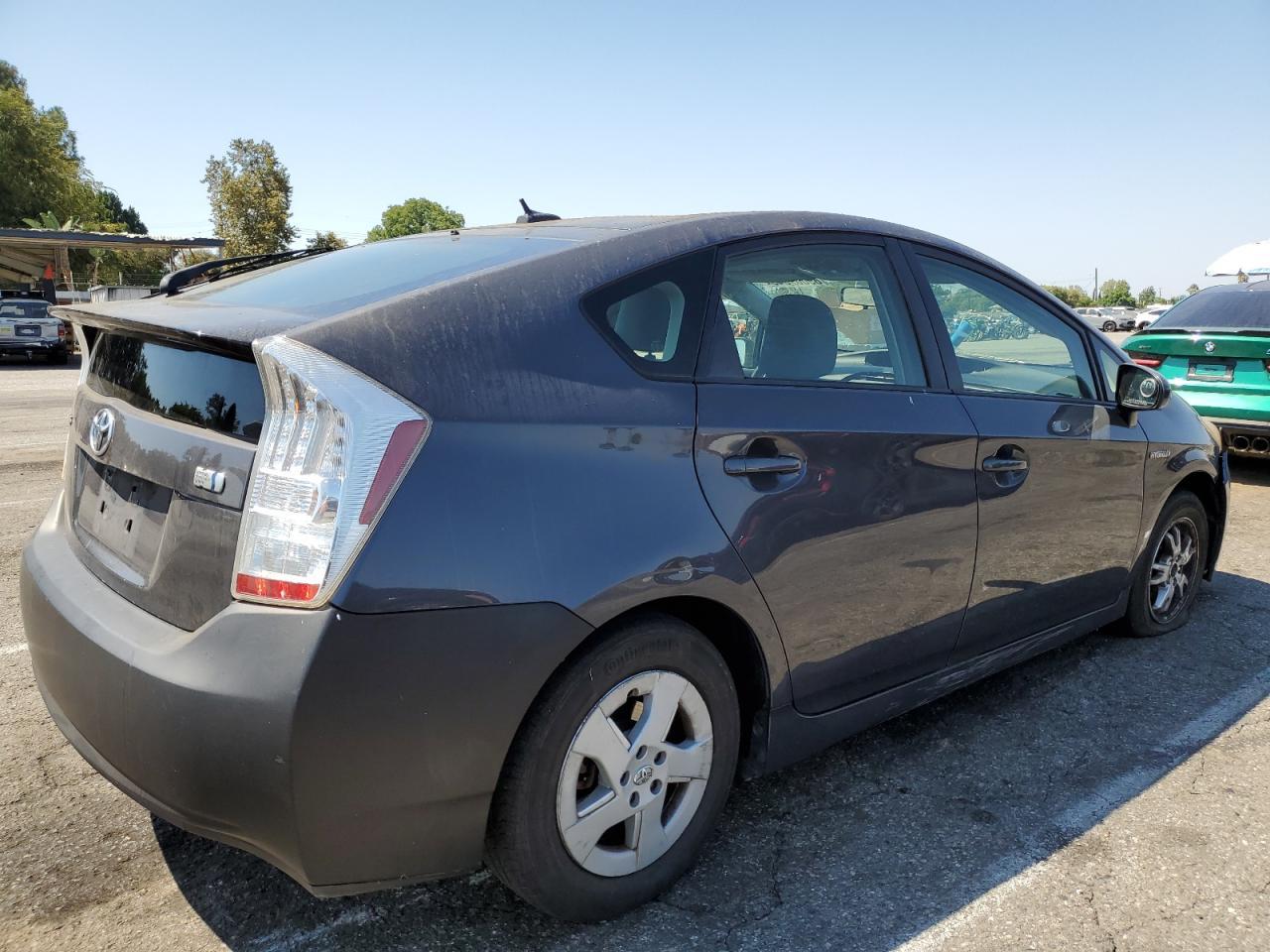 2011 Toyota Prius - Фото 3