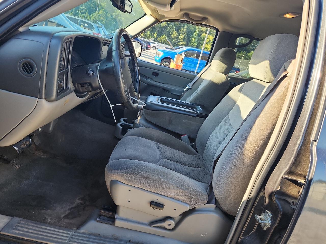 2006 Chevrolet Avalanche C1500 - Image 7