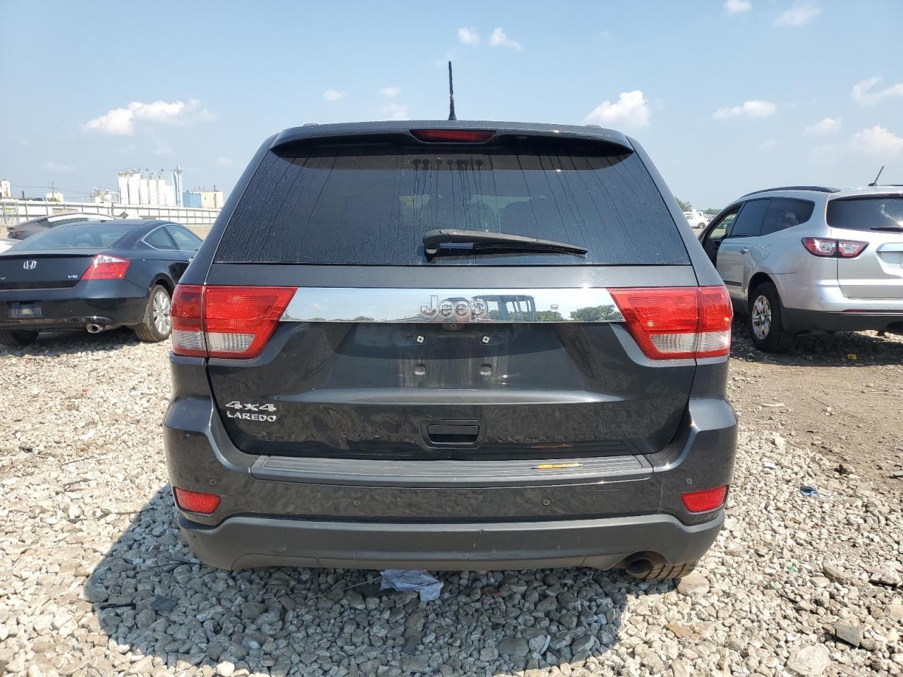 2011 Jeep Grand Cherokee Laredo - Фото 6