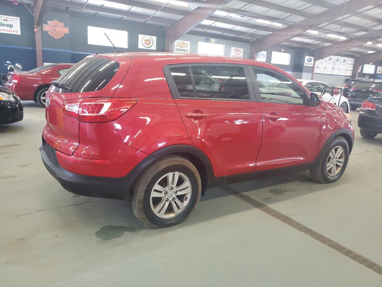 2011 Kia Sportage Lx - Image 3
